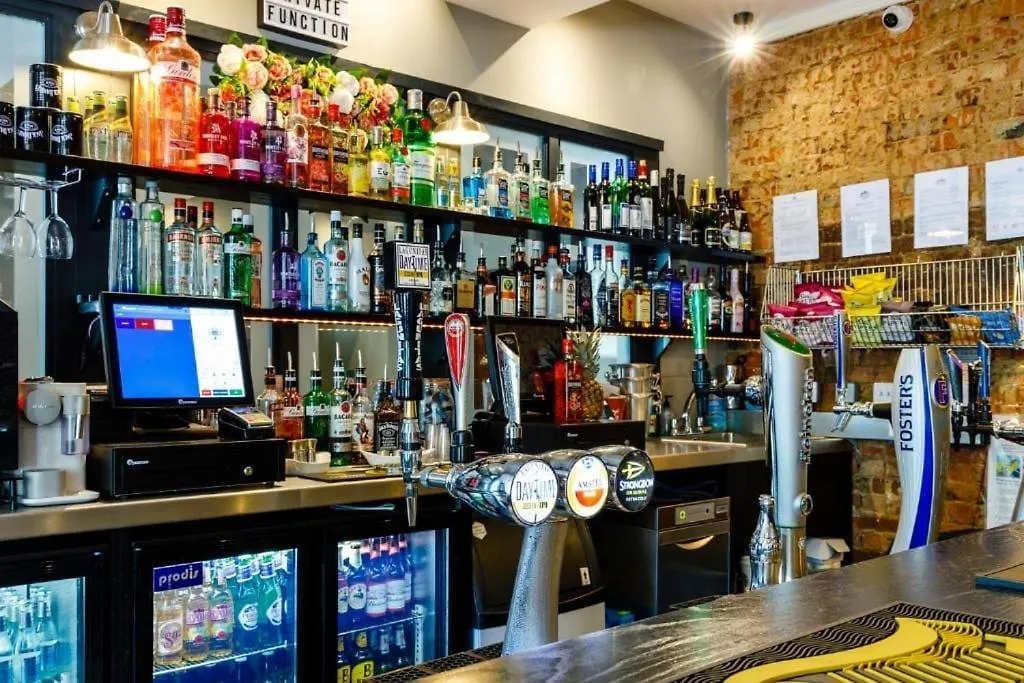 Oyo Ruby Pub & Hotel Brighton 3*,  United Kingdom